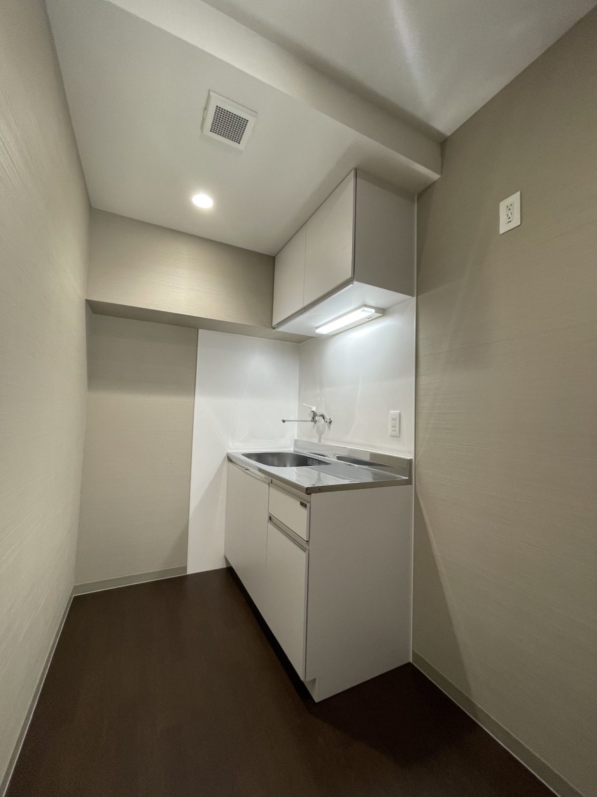 オフィス・店舗内装の株式会社スキルドシール