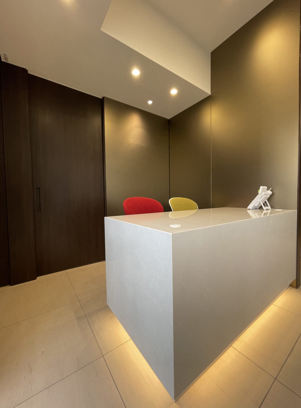 オフィス・店舗内装の株式会社スキルドシール